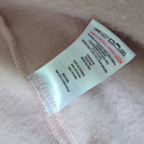 Rae Dunn LOVE. sweatshirt - Picture 6 of 6